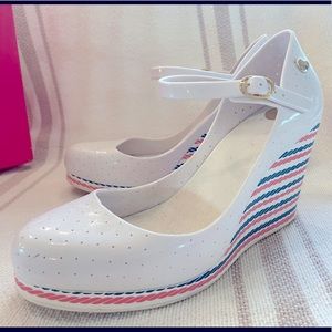 Mel dreamed by Melissa pop star wedge size 7